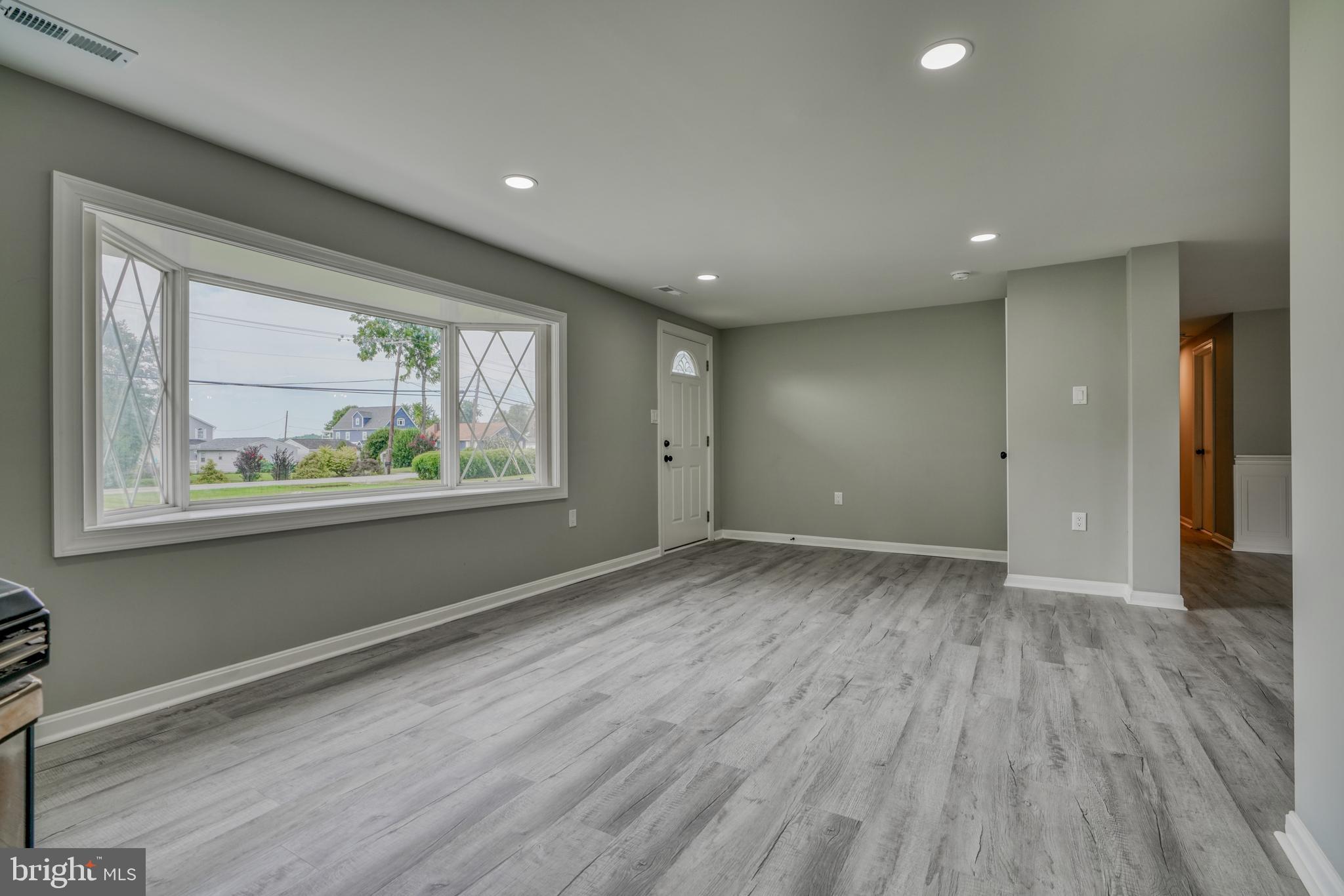 LONG BEACH ESTATES - Residential