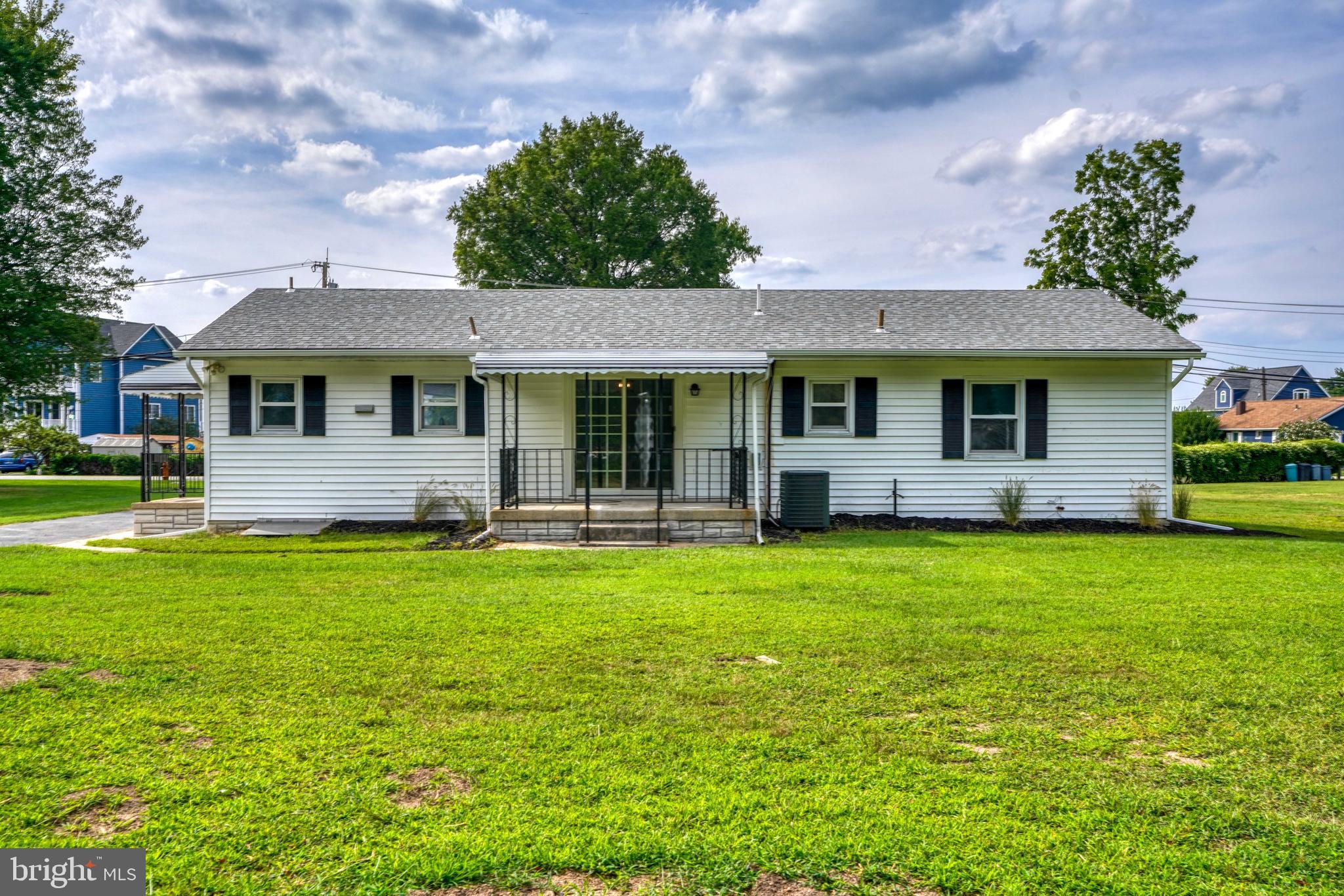 LONG BEACH ESTATES - Residential