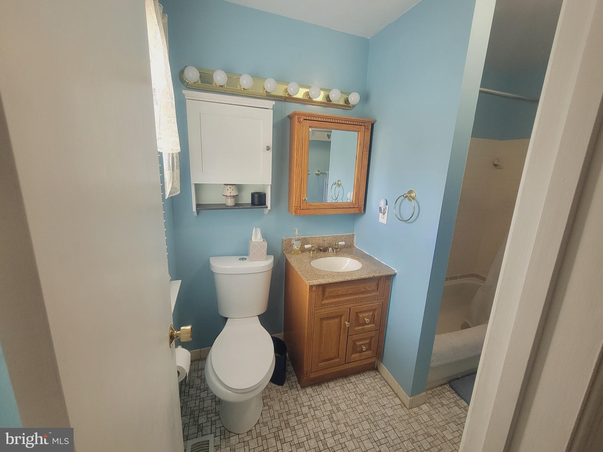 FEASTERVILLE - Residential