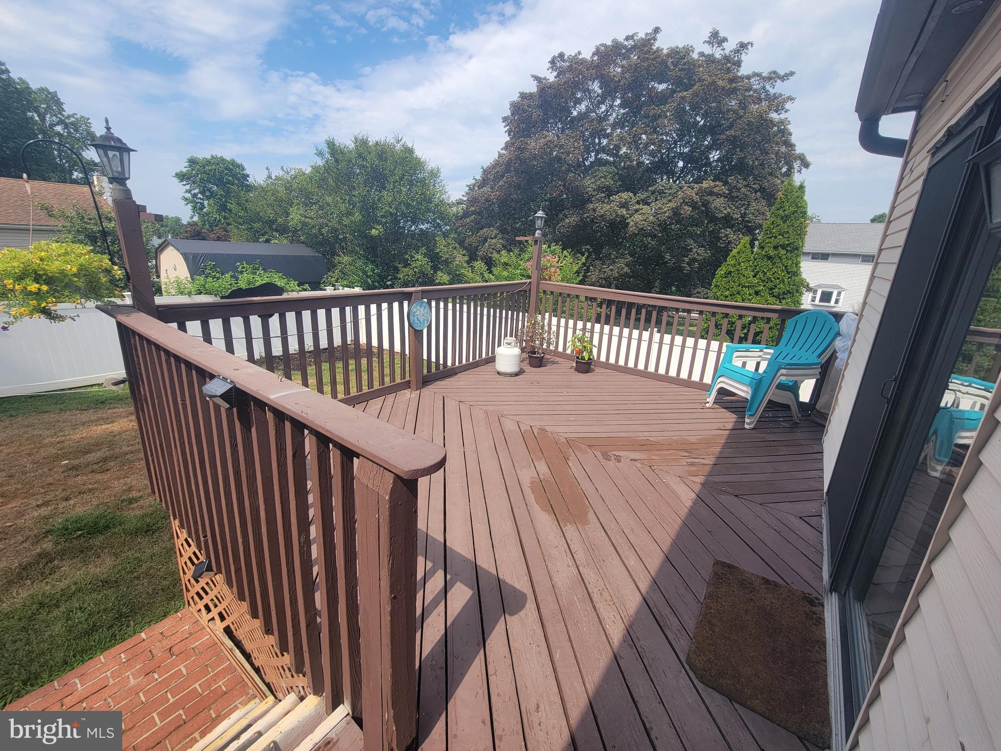 FEASTERVILLE - Residential