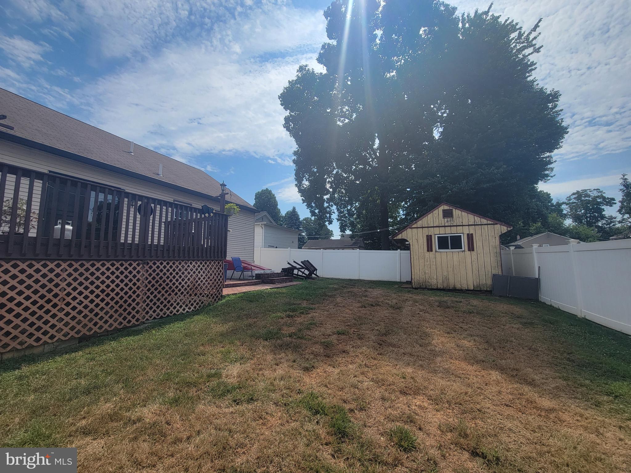 FEASTERVILLE - Residential