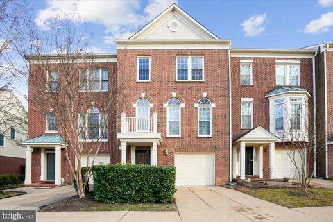 4153 KENTMERE SQUARE FAIRFAX VA 22030