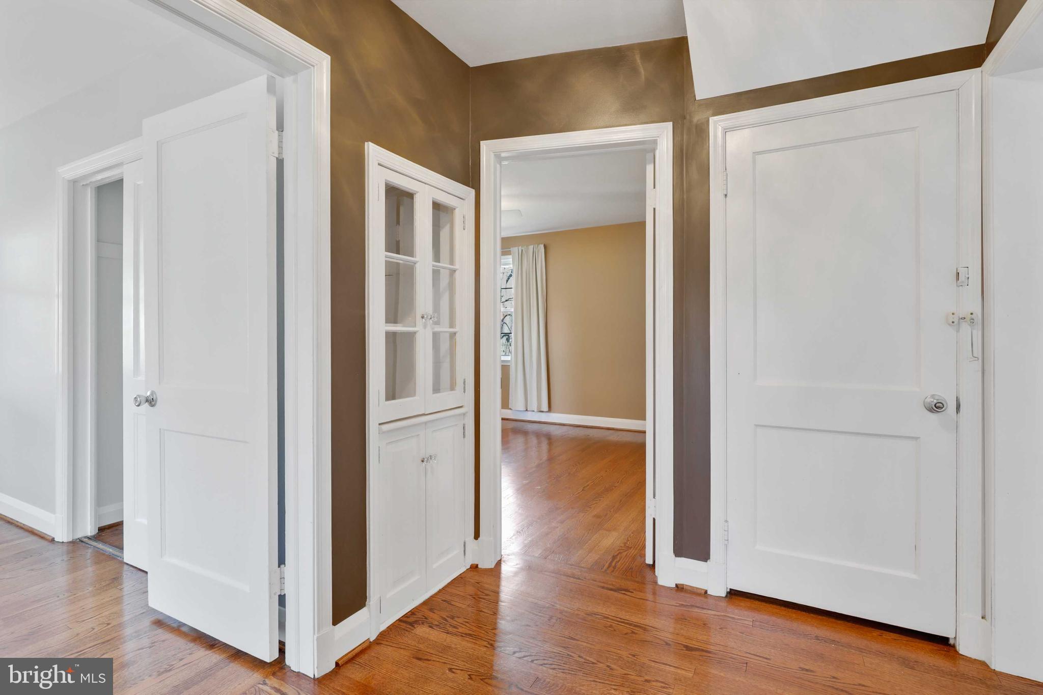 BRIDLEWOOD - Residential