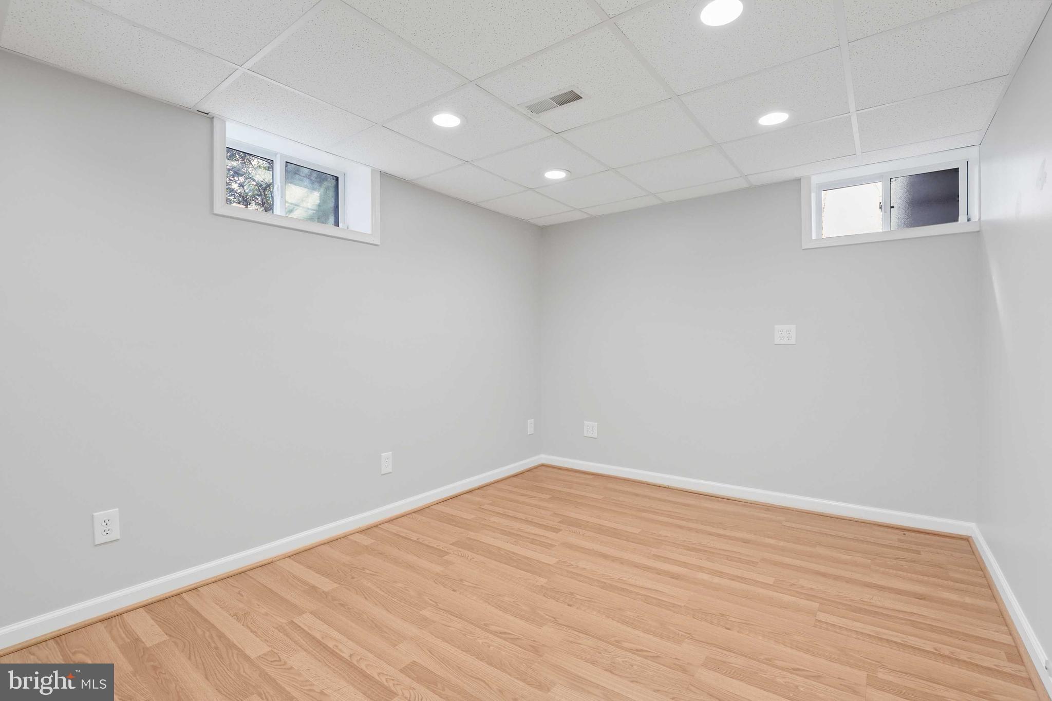 BRIDLEWOOD - Residential