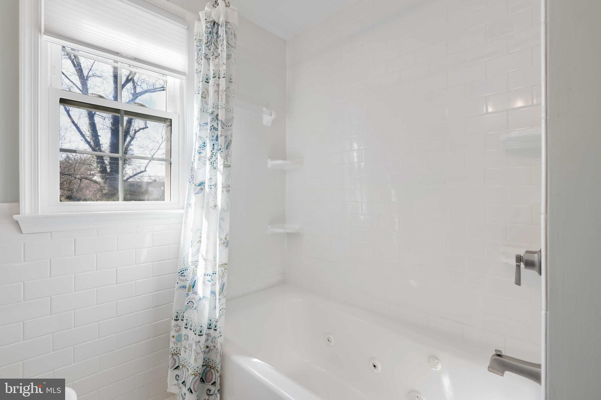 BRIDLEWOOD - Residential