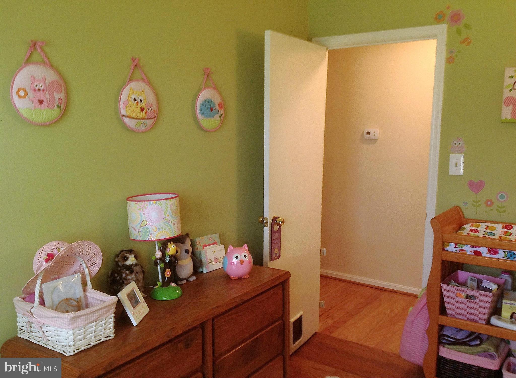 YORKSHIRE VILLAGE - Residential