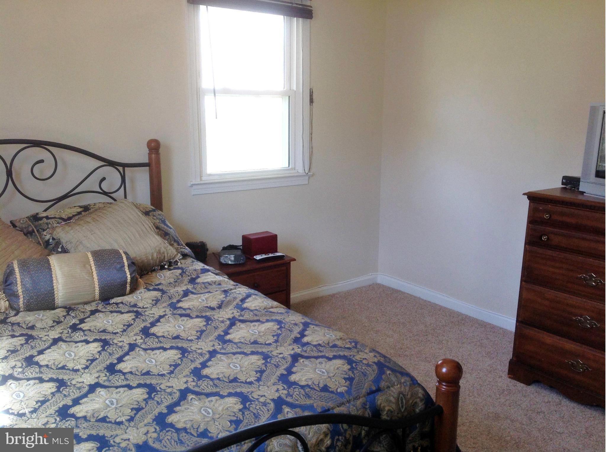 YORKSHIRE VILLAGE - Residential