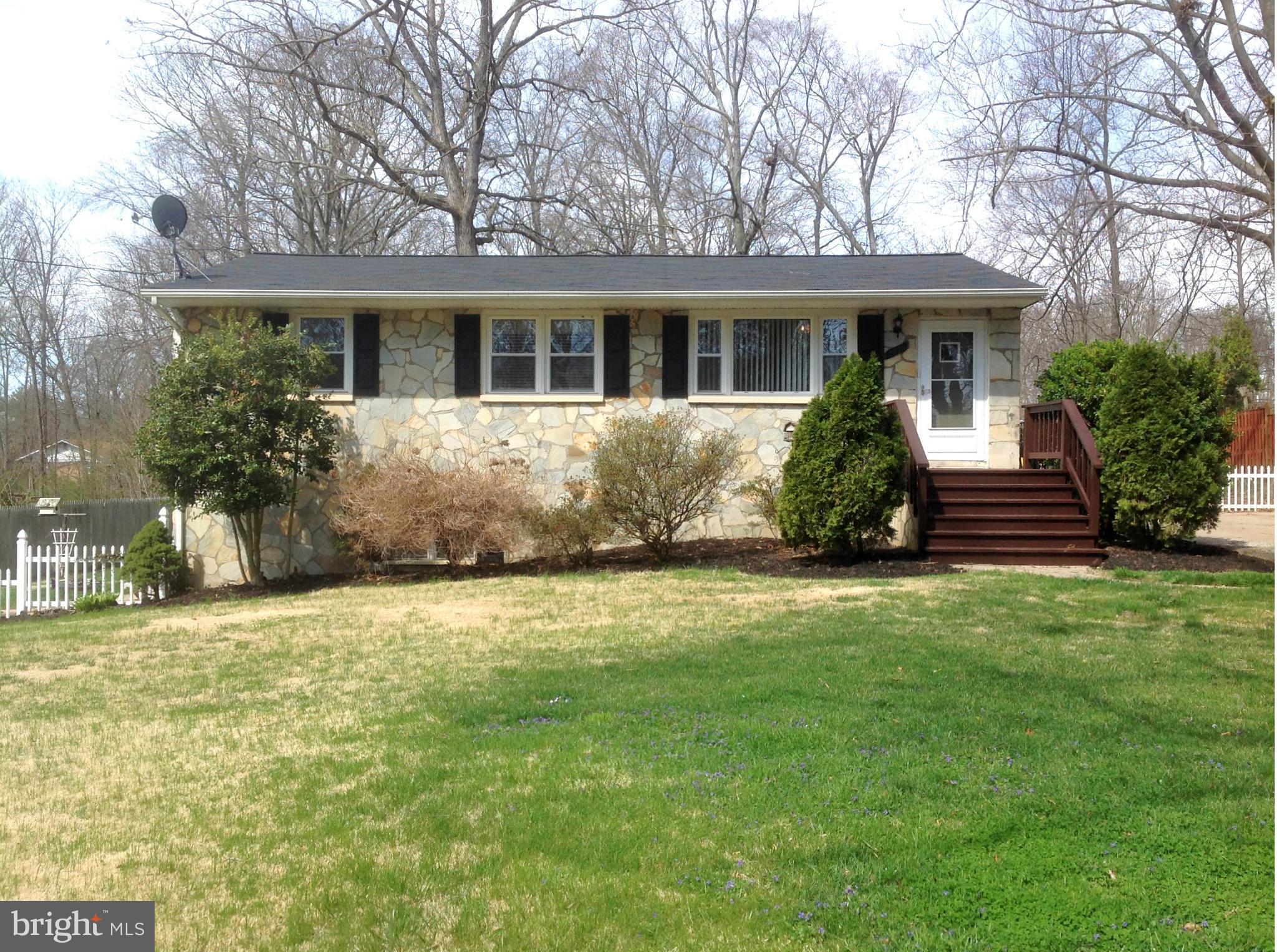YORKSHIRE VILLAGE - Residential