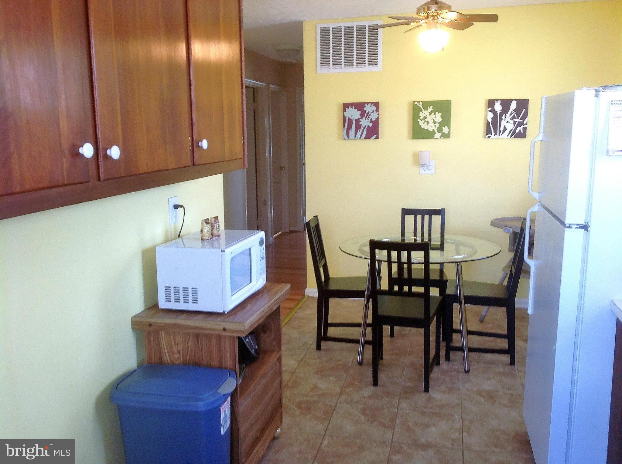 YORKSHIRE VILLAGE - Residential