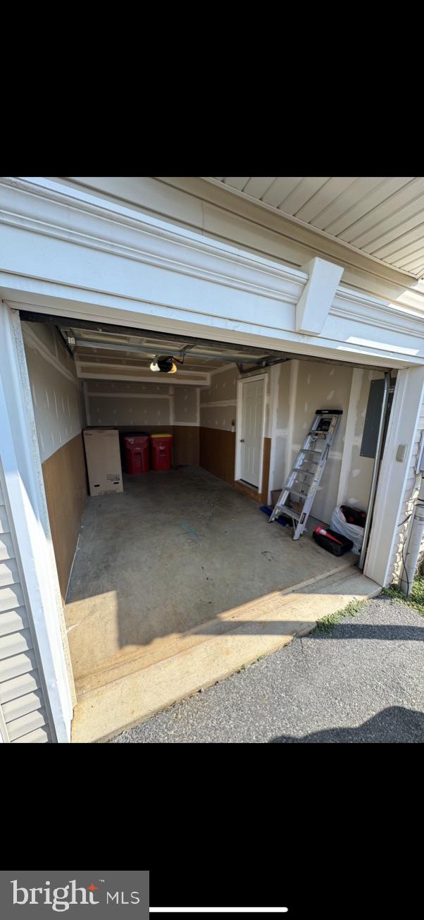 BRIAR RUN - Residential Lease