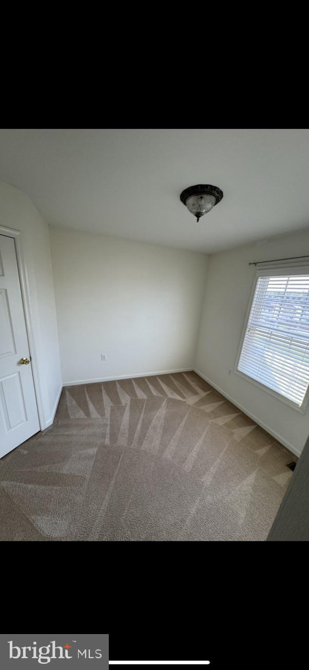 BRIAR RUN - Residential Lease