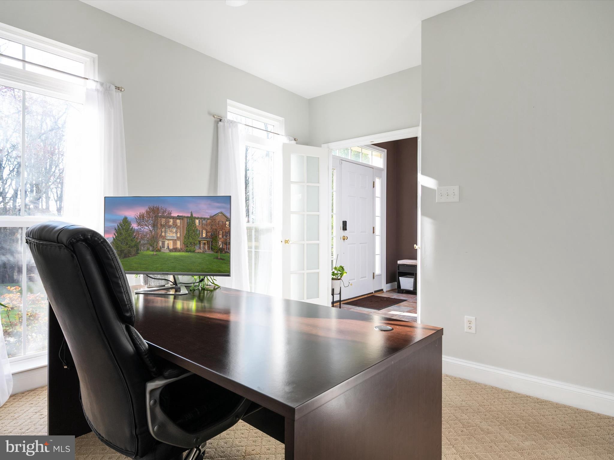 SUMMIT CHASE - Residential