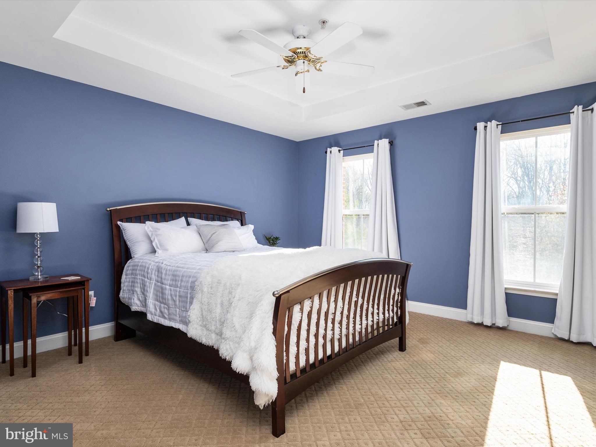 SUMMIT CHASE - Residential