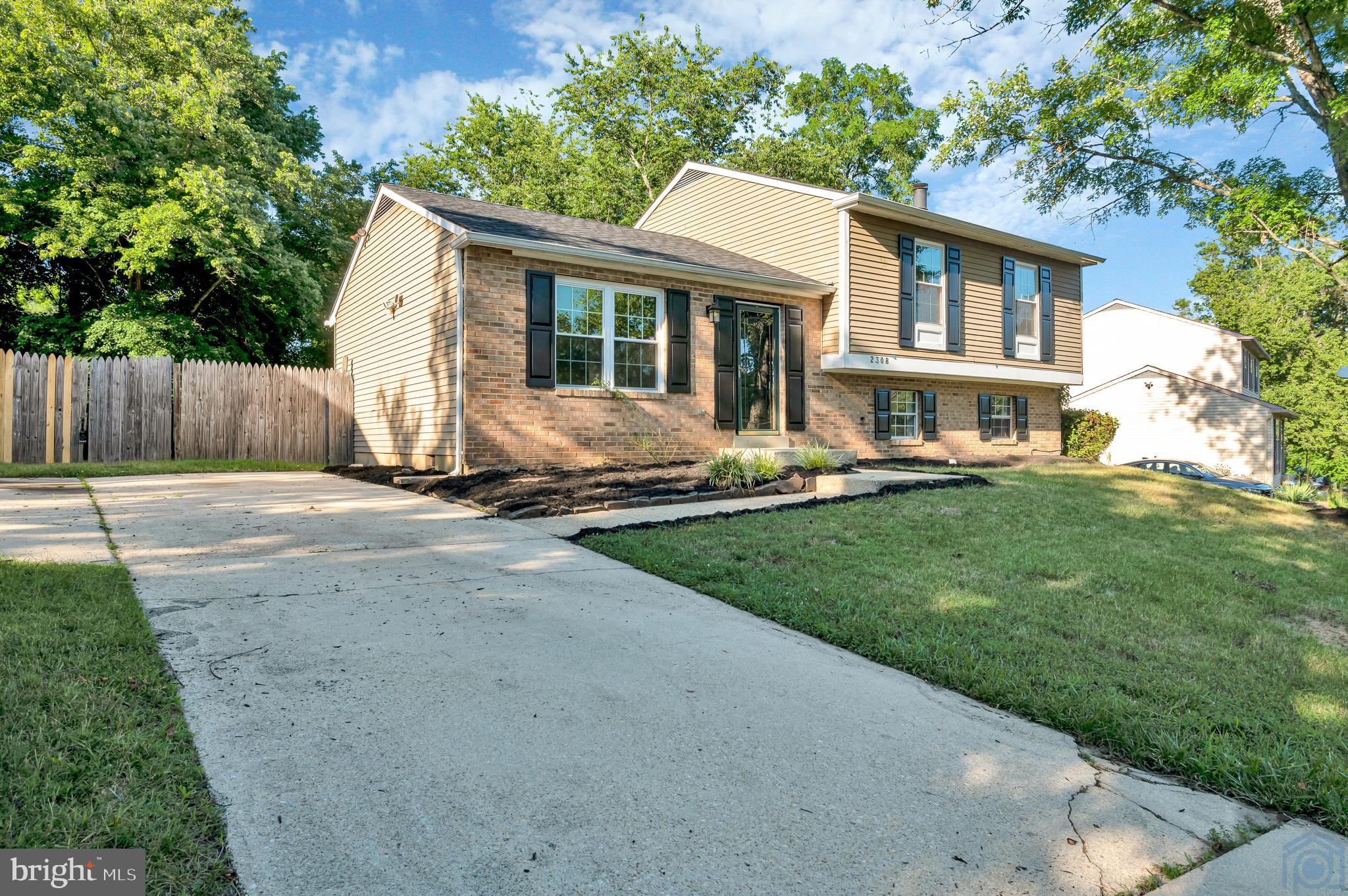 OLD FORT HILLS PLAT FIVE - Residential Lease