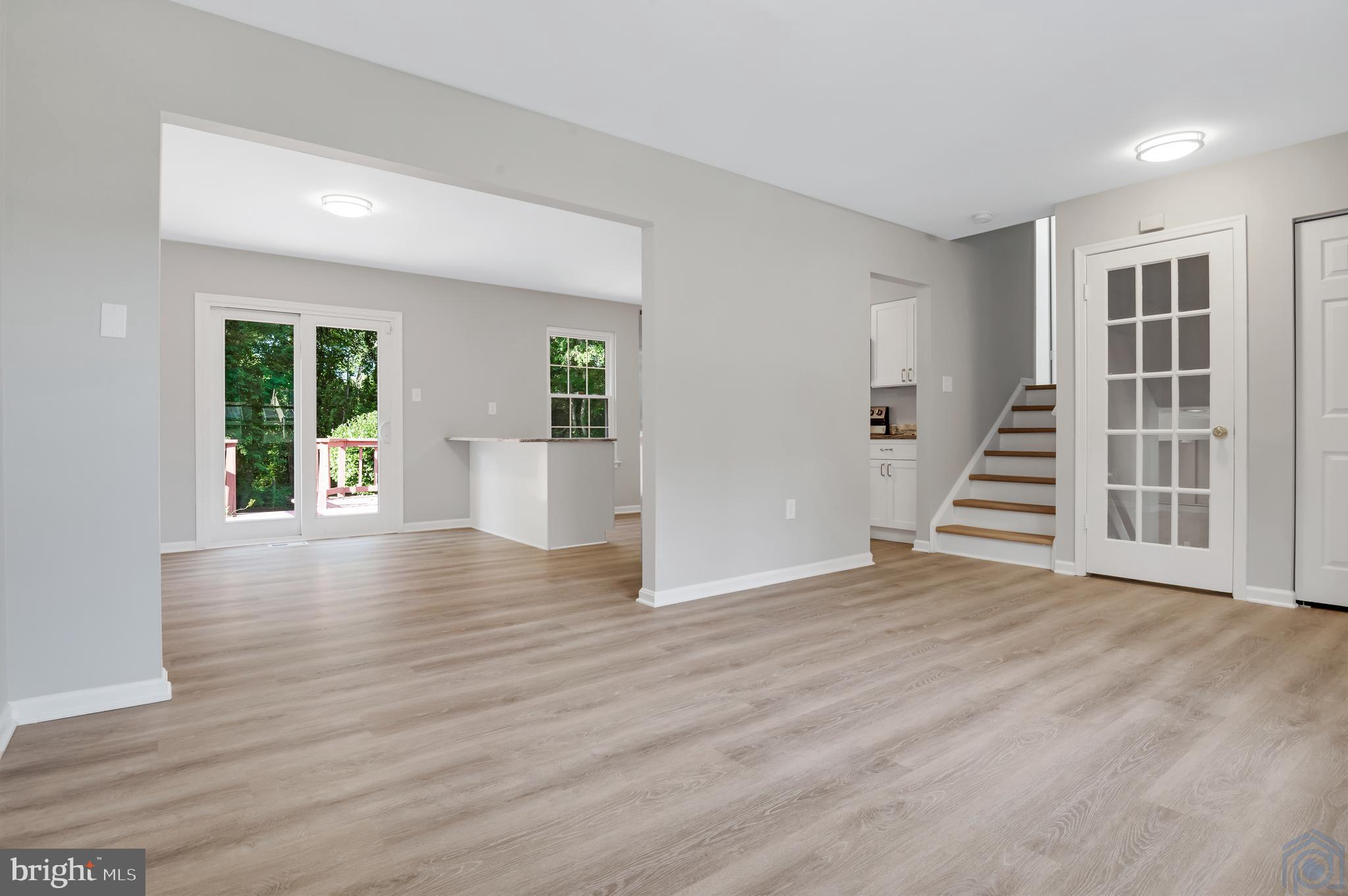 OLD FORT HILLS PLAT FIVE - Residential Lease