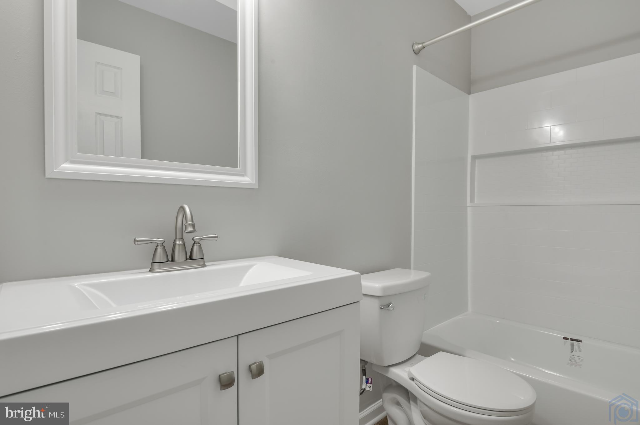 OLD FORT HILLS PLAT FIVE - Residential Lease