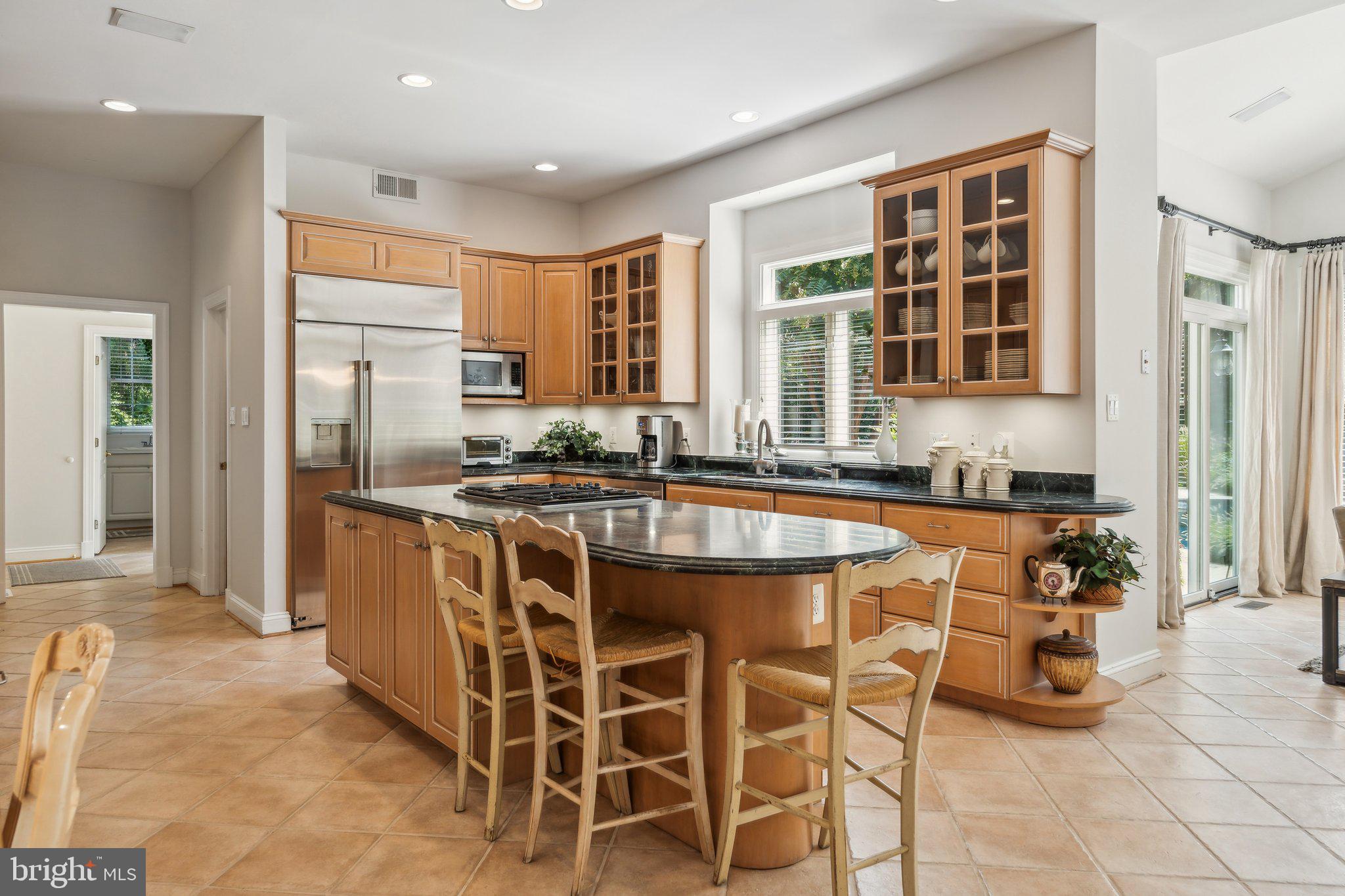 LAKEWOOD ESTATES - Residential