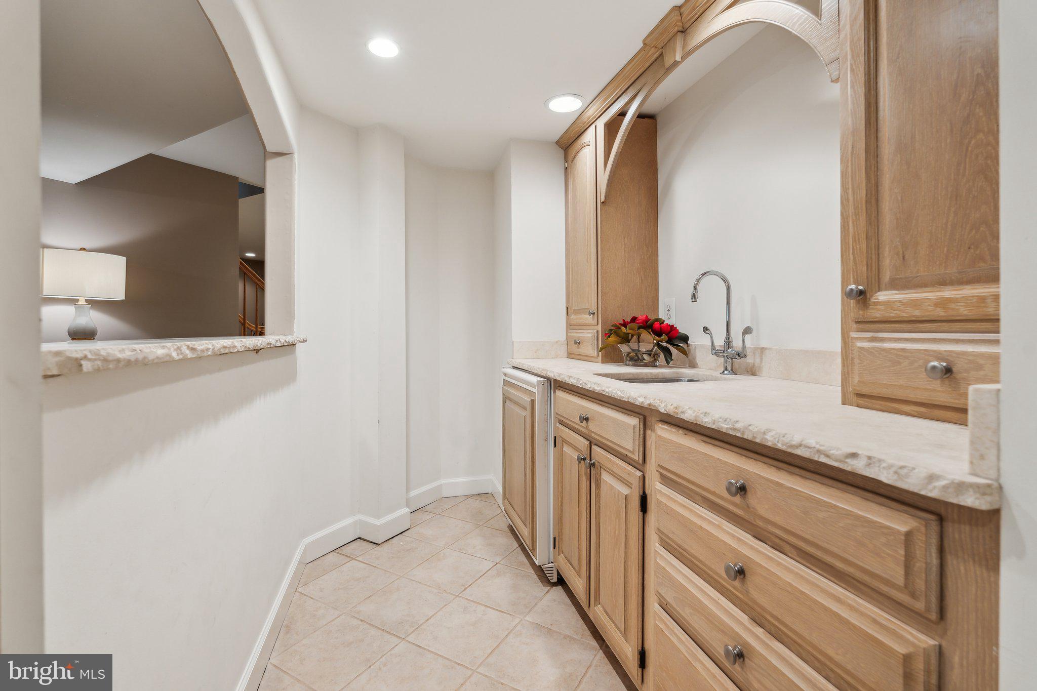 LAKEWOOD ESTATES - Residential