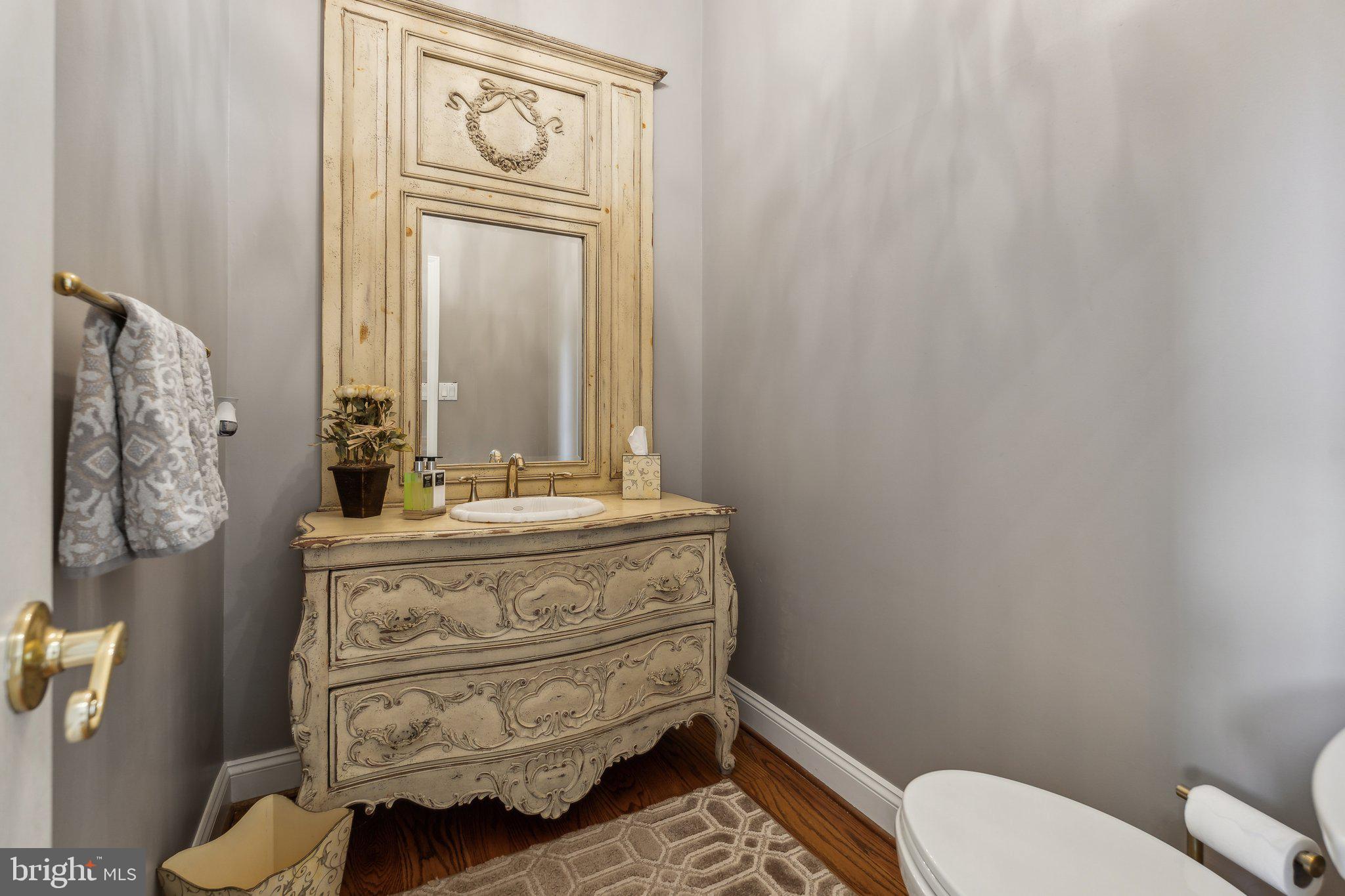 LAKEWOOD ESTATES - Residential