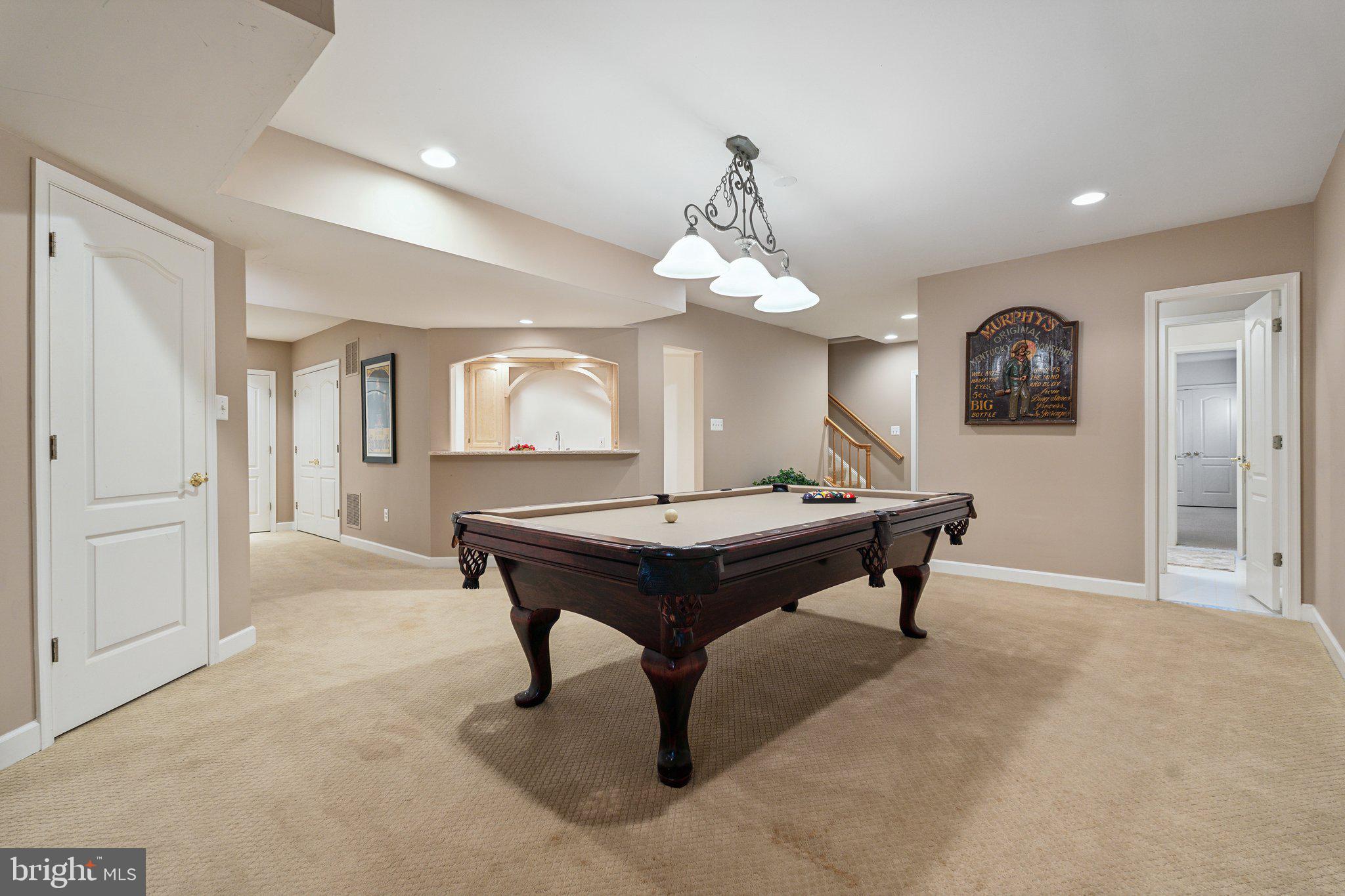 LAKEWOOD ESTATES - Residential