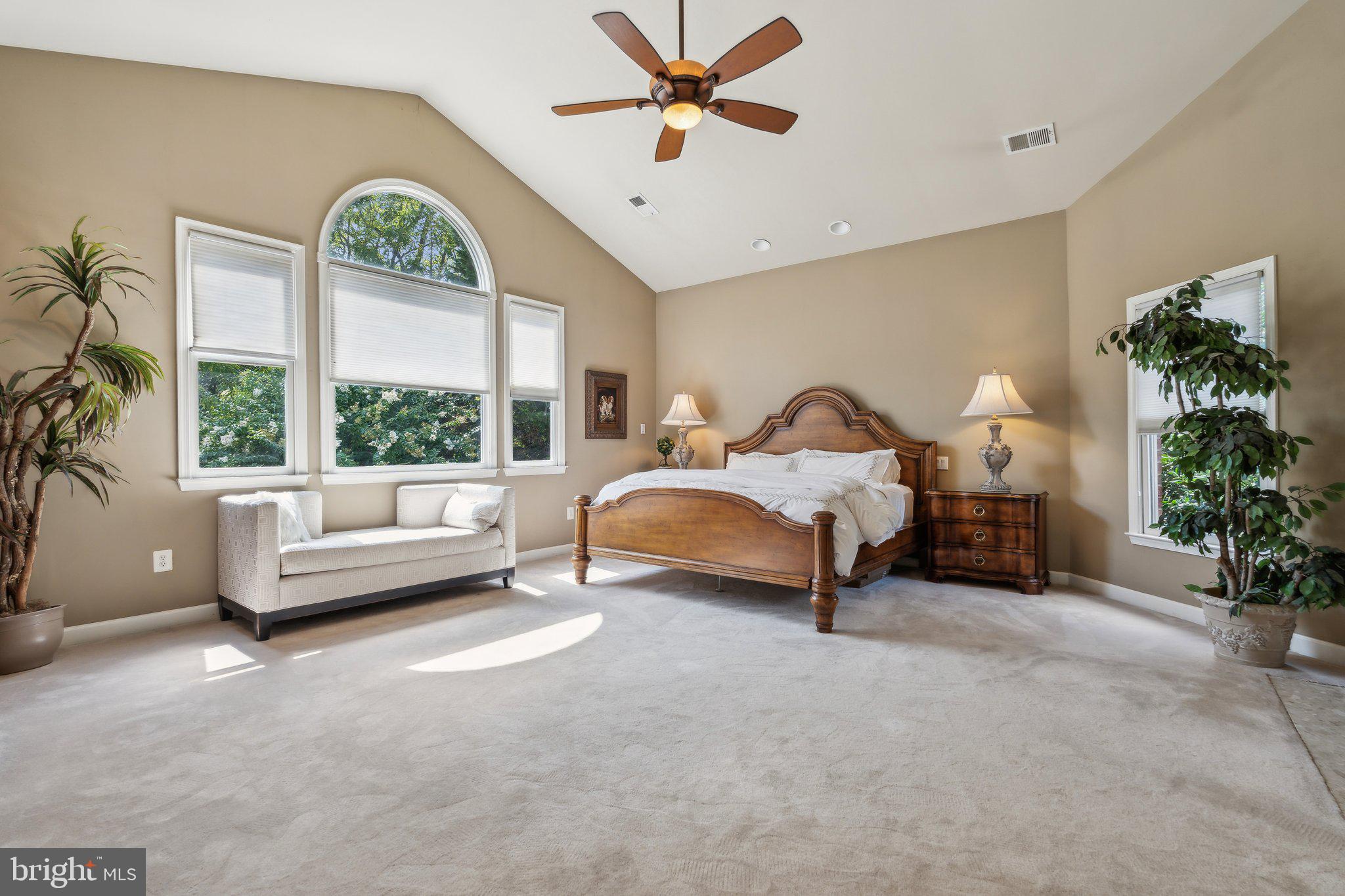 LAKEWOOD ESTATES - Residential