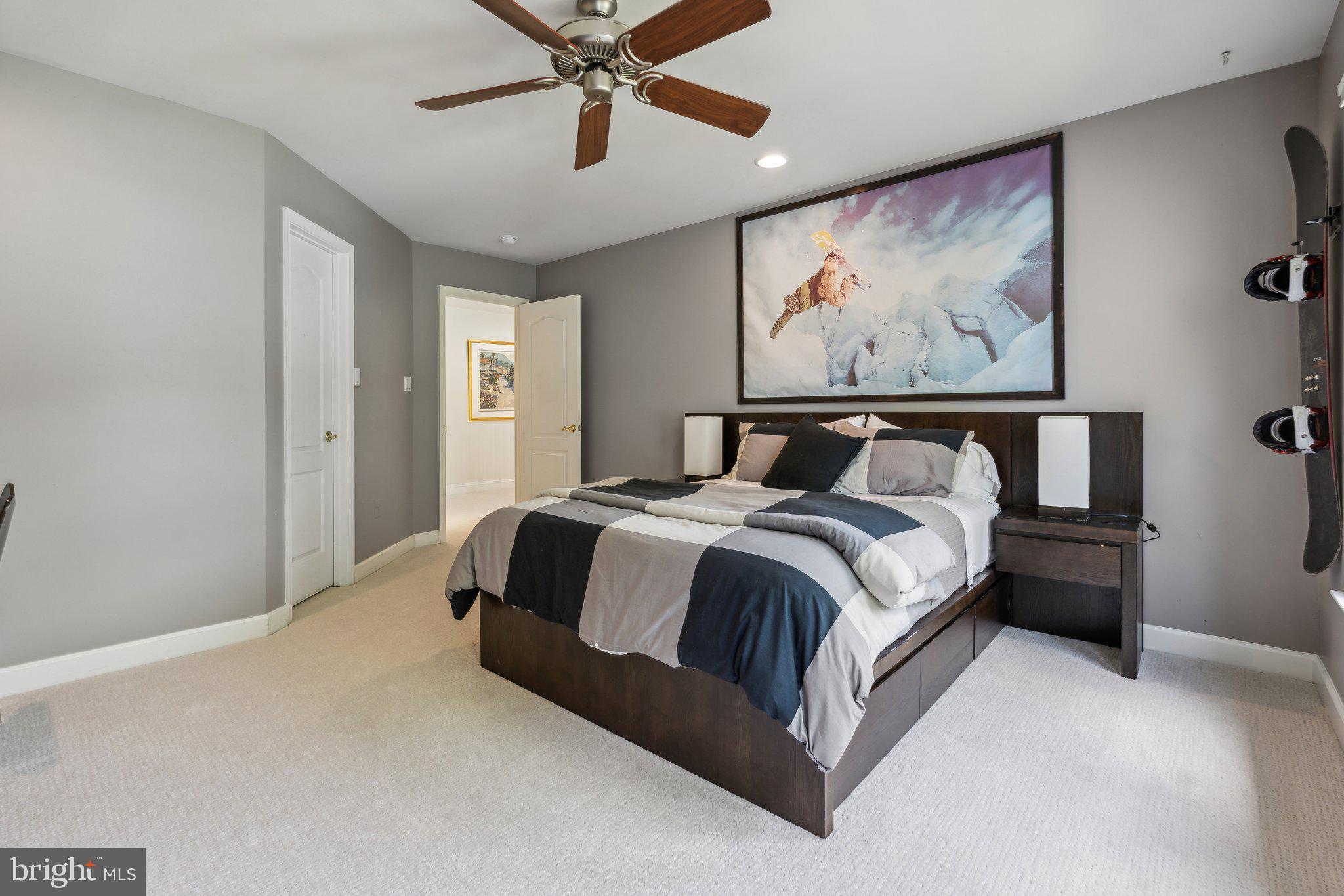 LAKEWOOD ESTATES - Residential