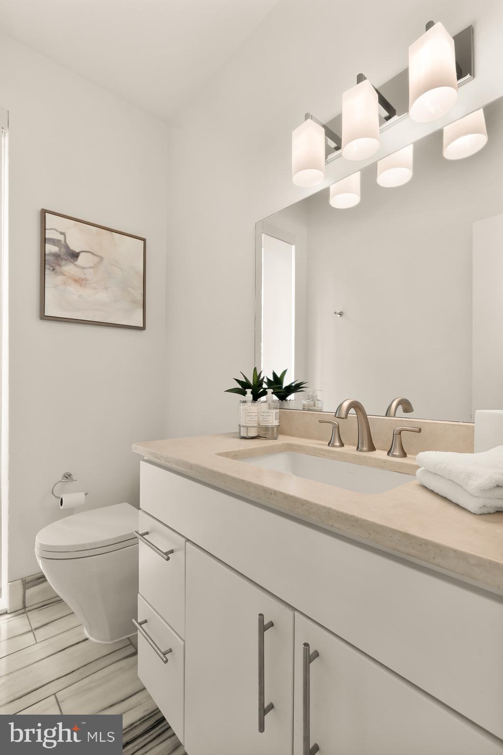 FOREST HILLS - Residential