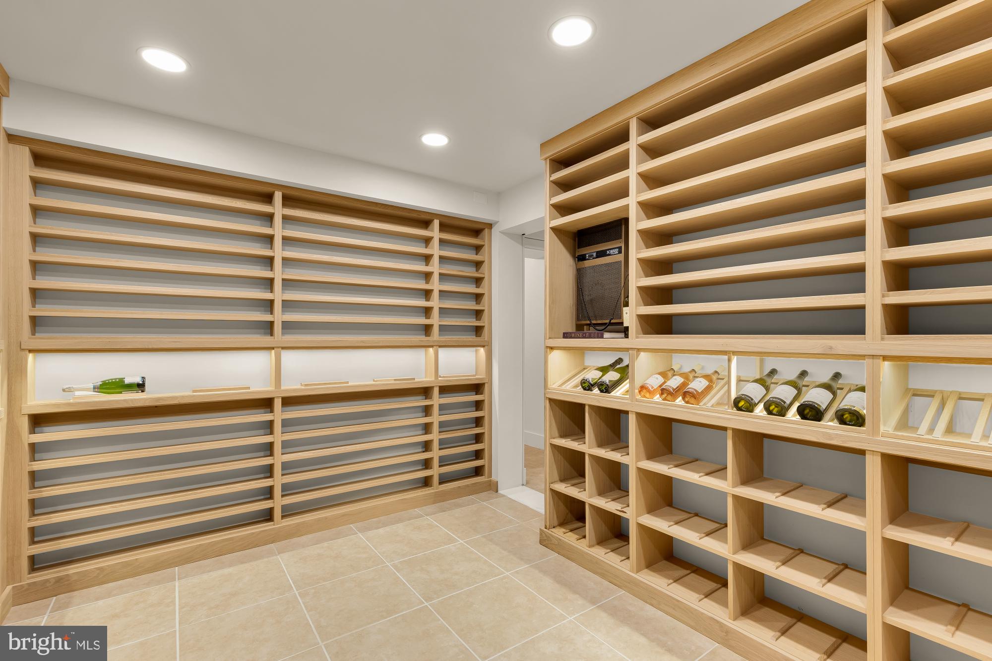 FOREST HILLS - Residential