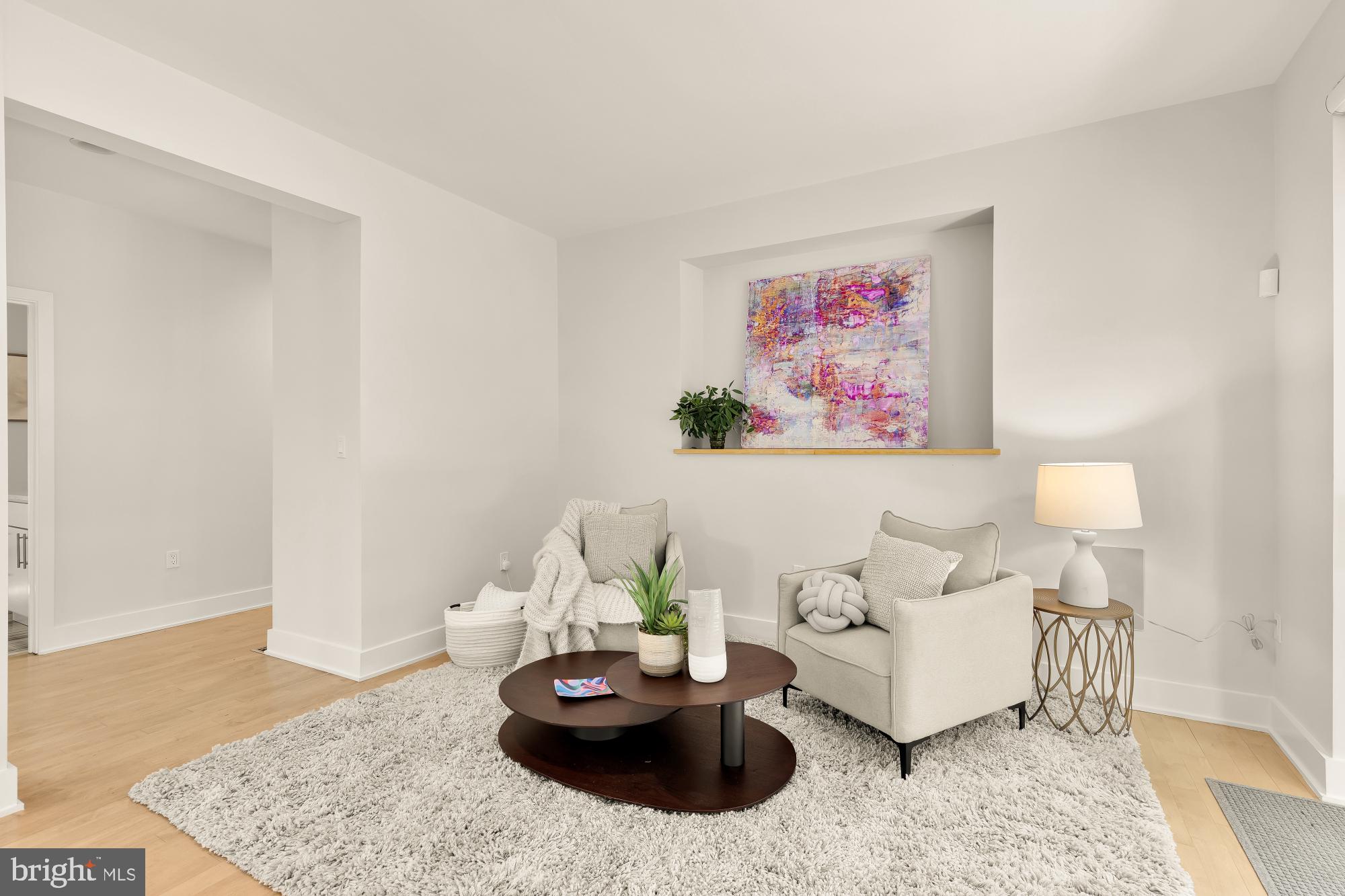 FOREST HILLS - Residential