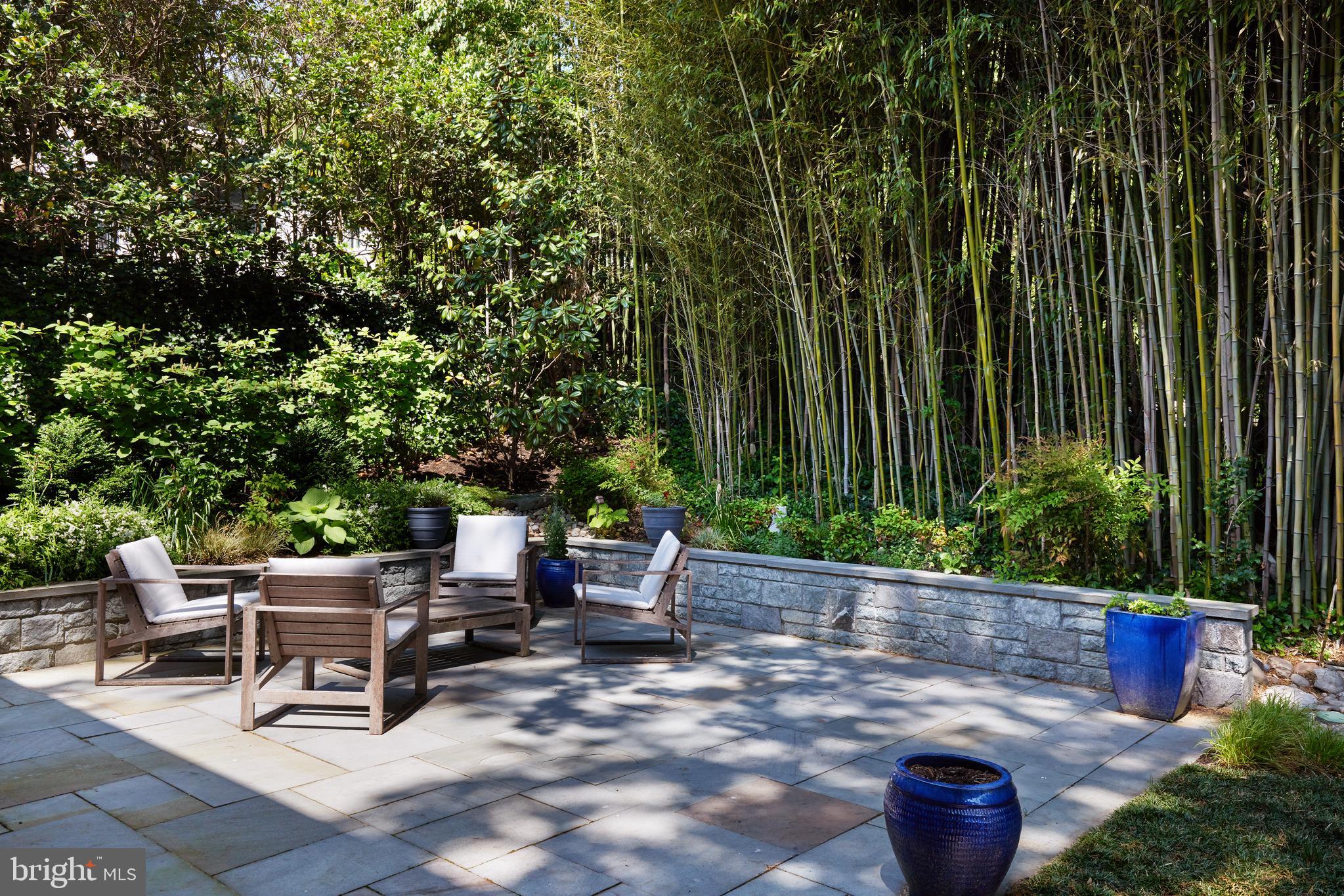 FOREST HILLS - Residential
