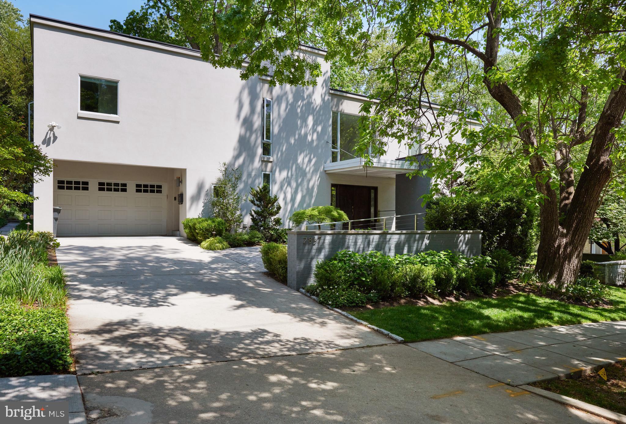 FOREST HILLS - Residential
