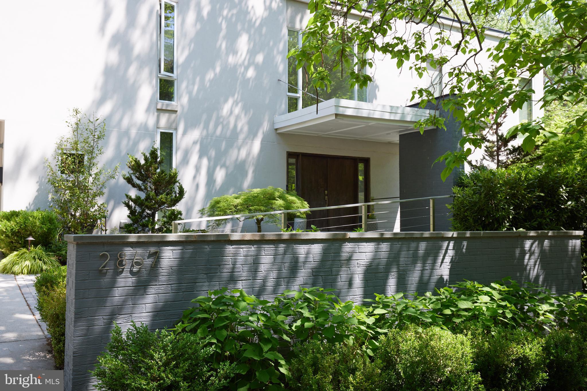 FOREST HILLS - Residential