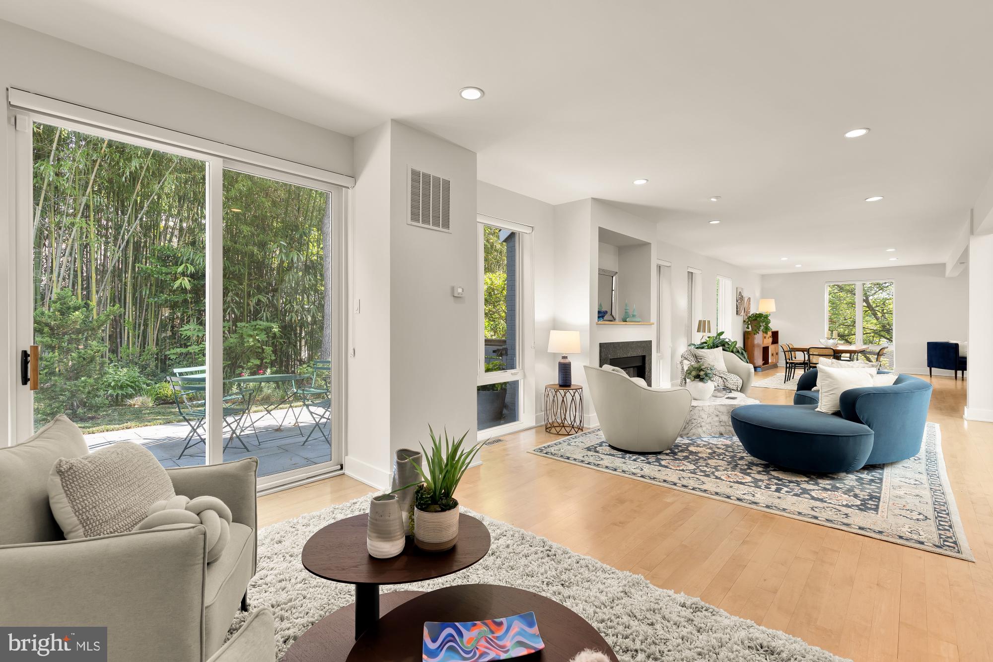 FOREST HILLS - Residential