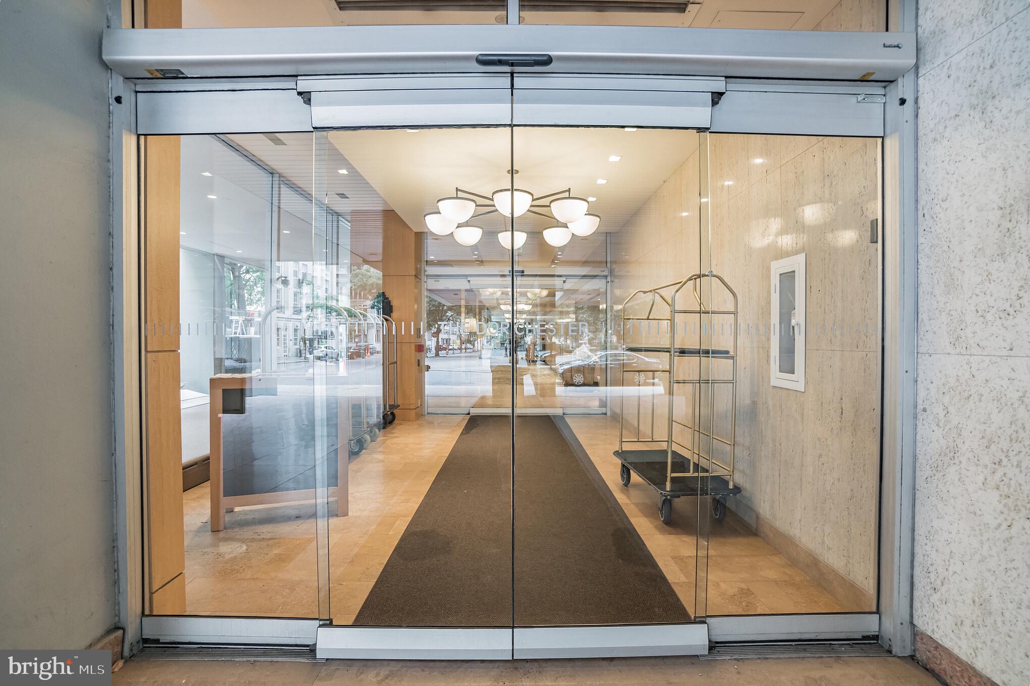 RITTENHOUSE SQUARE - Residential Lease