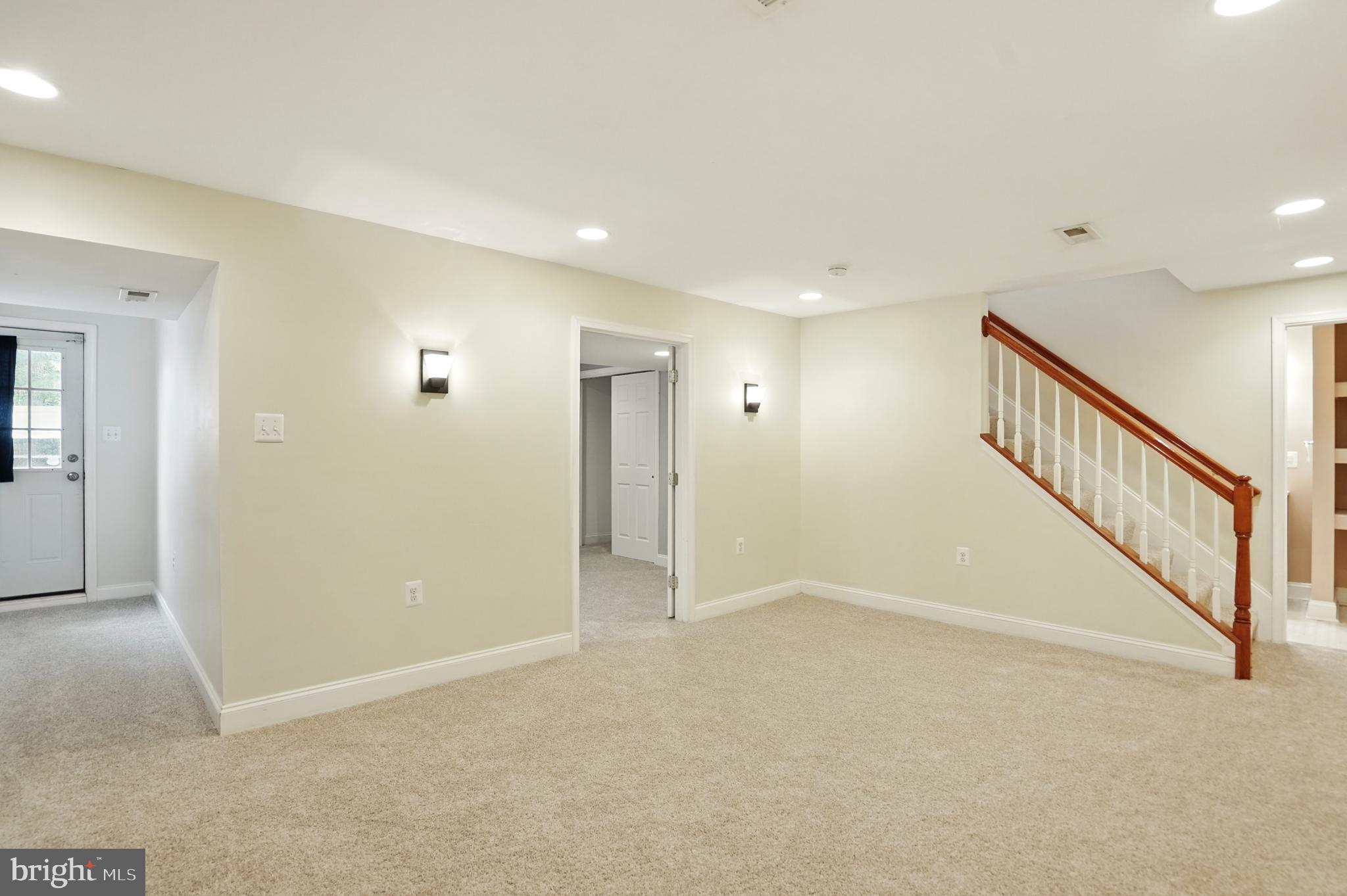 UPTON VILLAGE NORTH - Residential