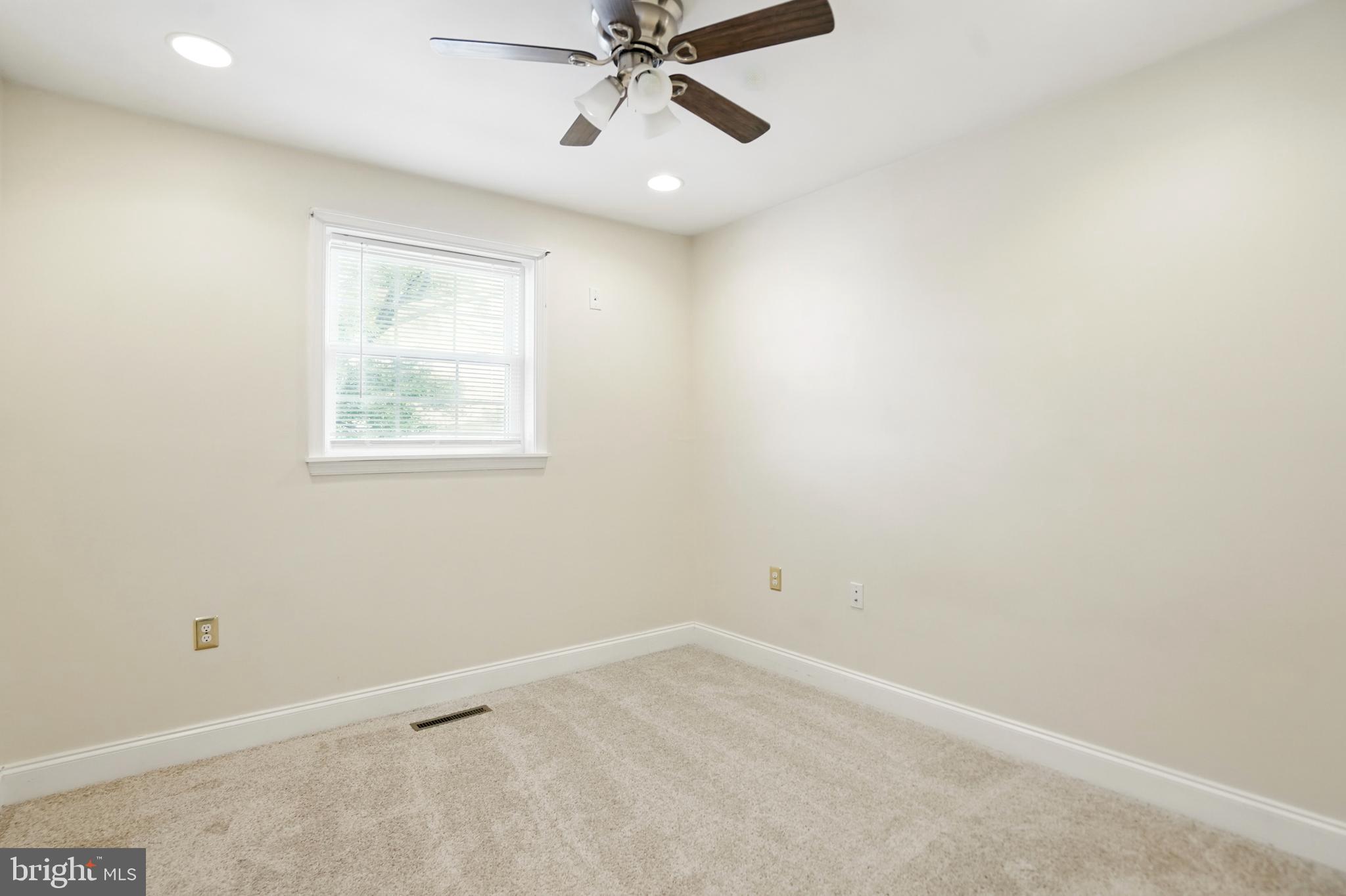 UPTON VILLAGE NORTH - Residential