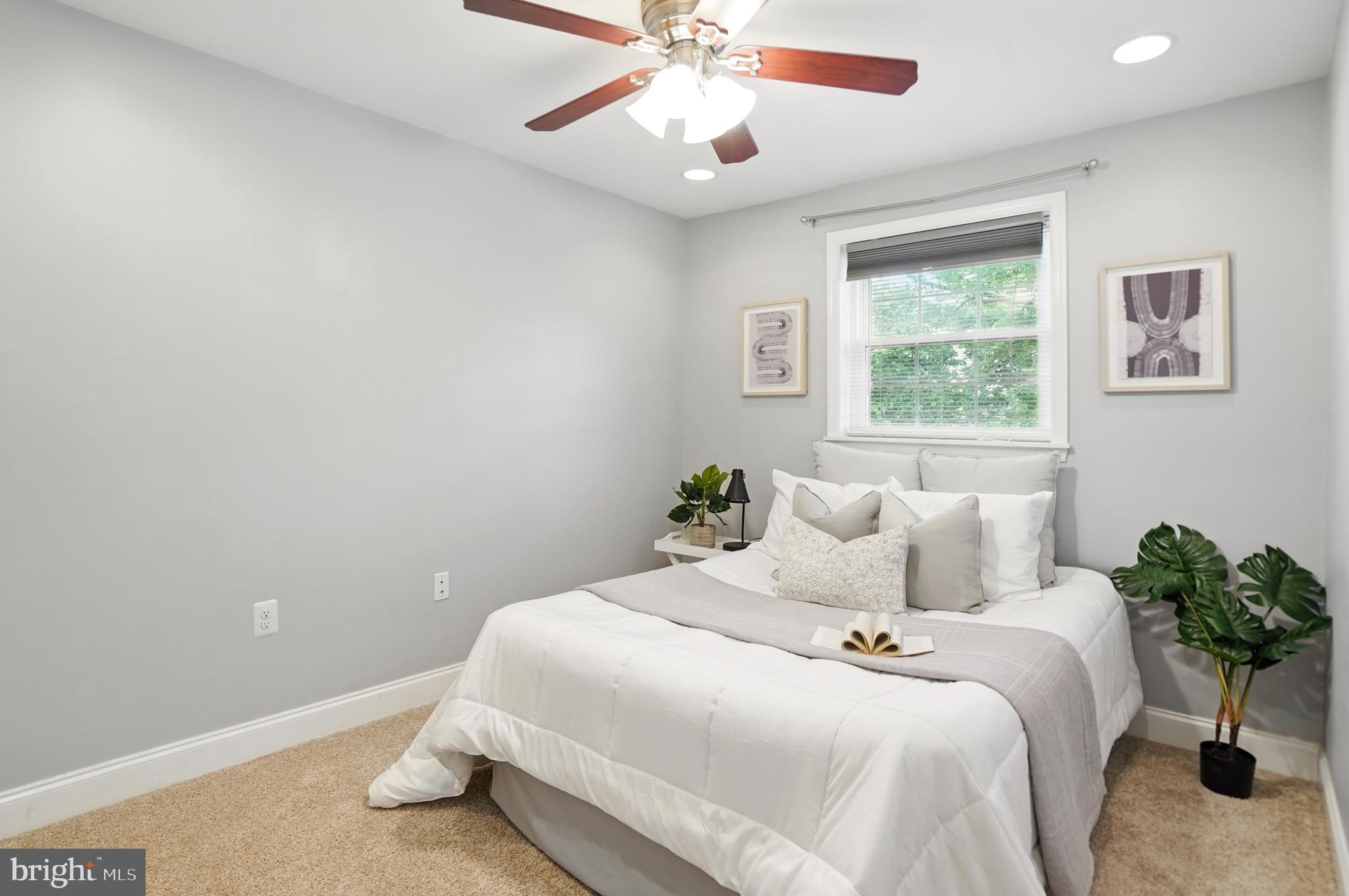 UPTON VILLAGE NORTH - Residential