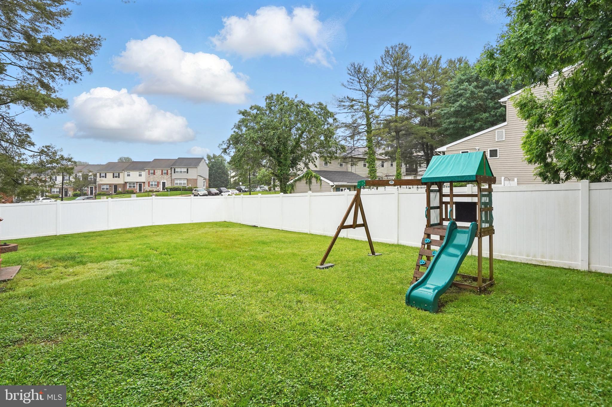 UPTON VILLAGE NORTH - Residential