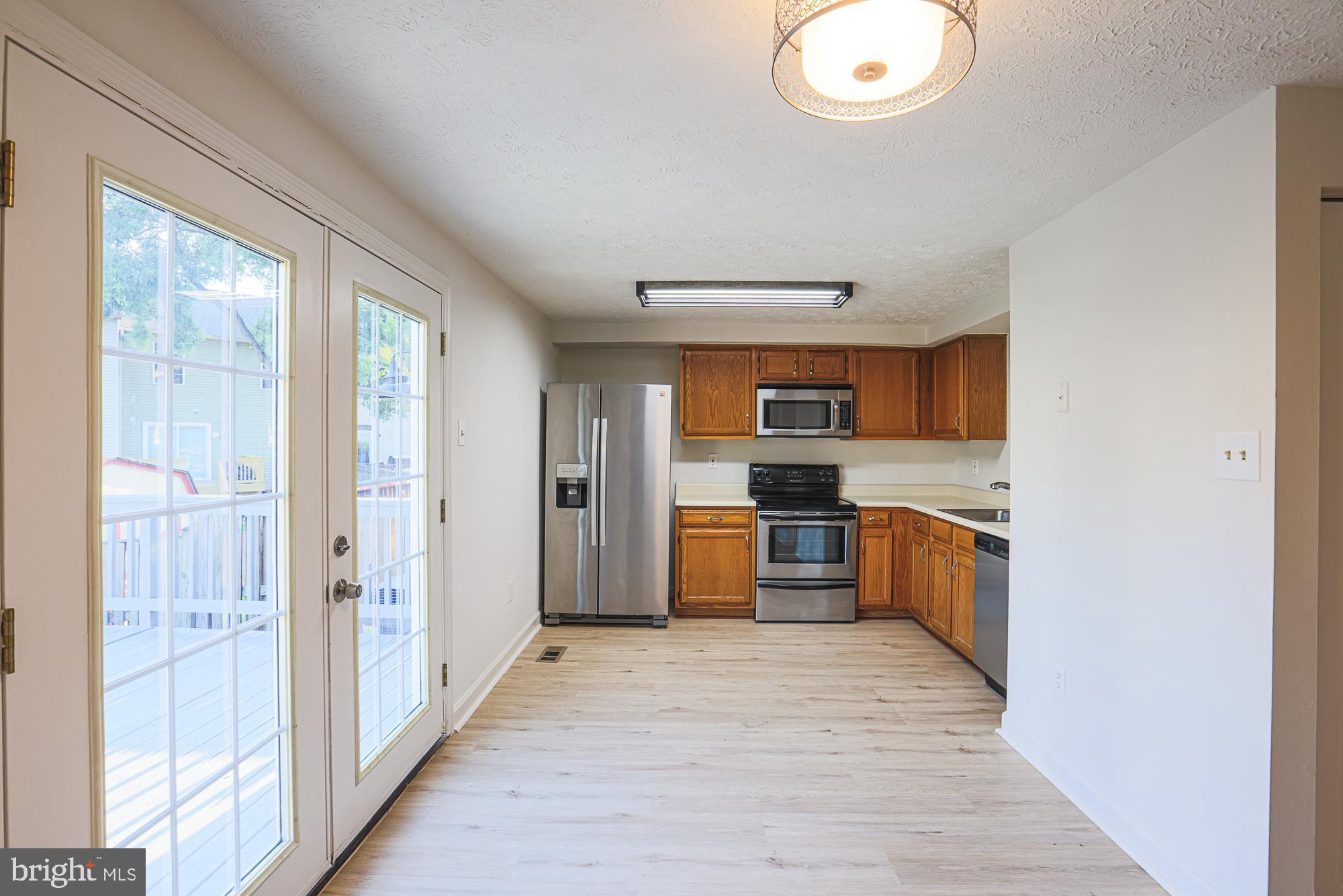 RIDGELYS CHOICE - Residential Lease