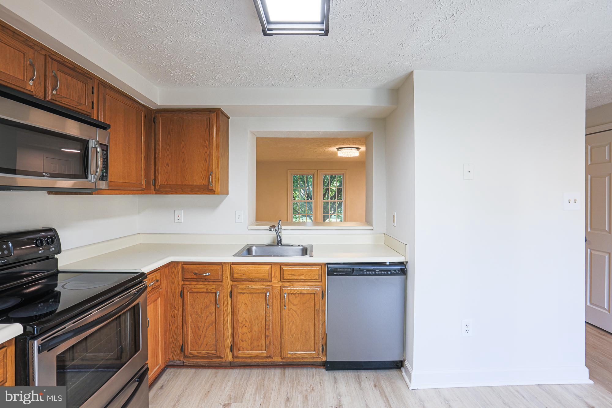 RIDGELYS CHOICE - Residential Lease