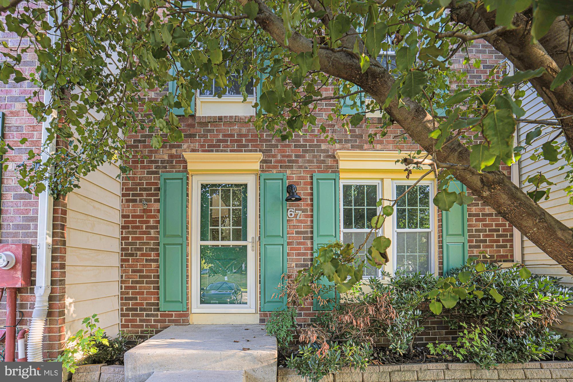 RIDGELYS CHOICE - Residential Lease