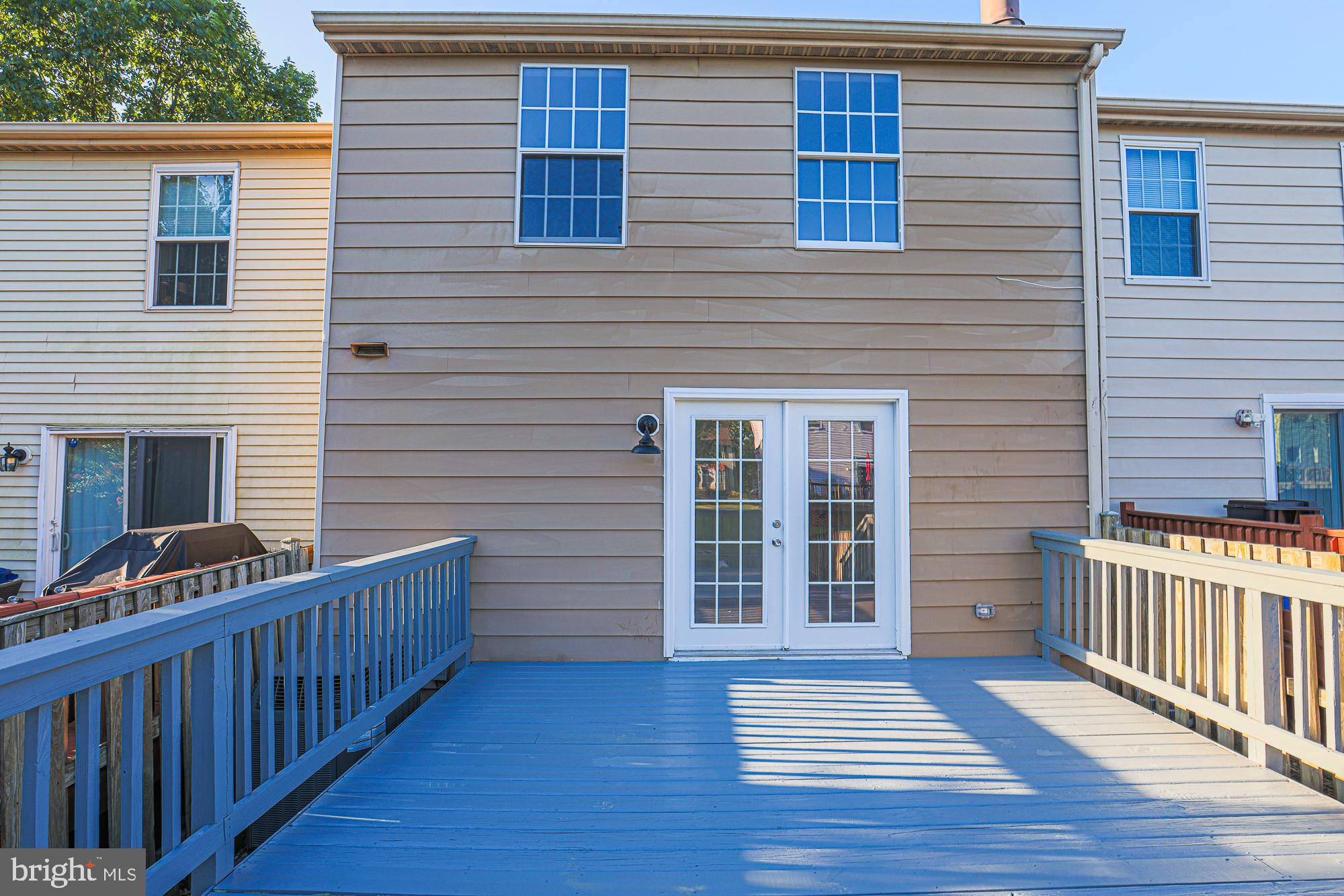 RIDGELYS CHOICE - Residential Lease