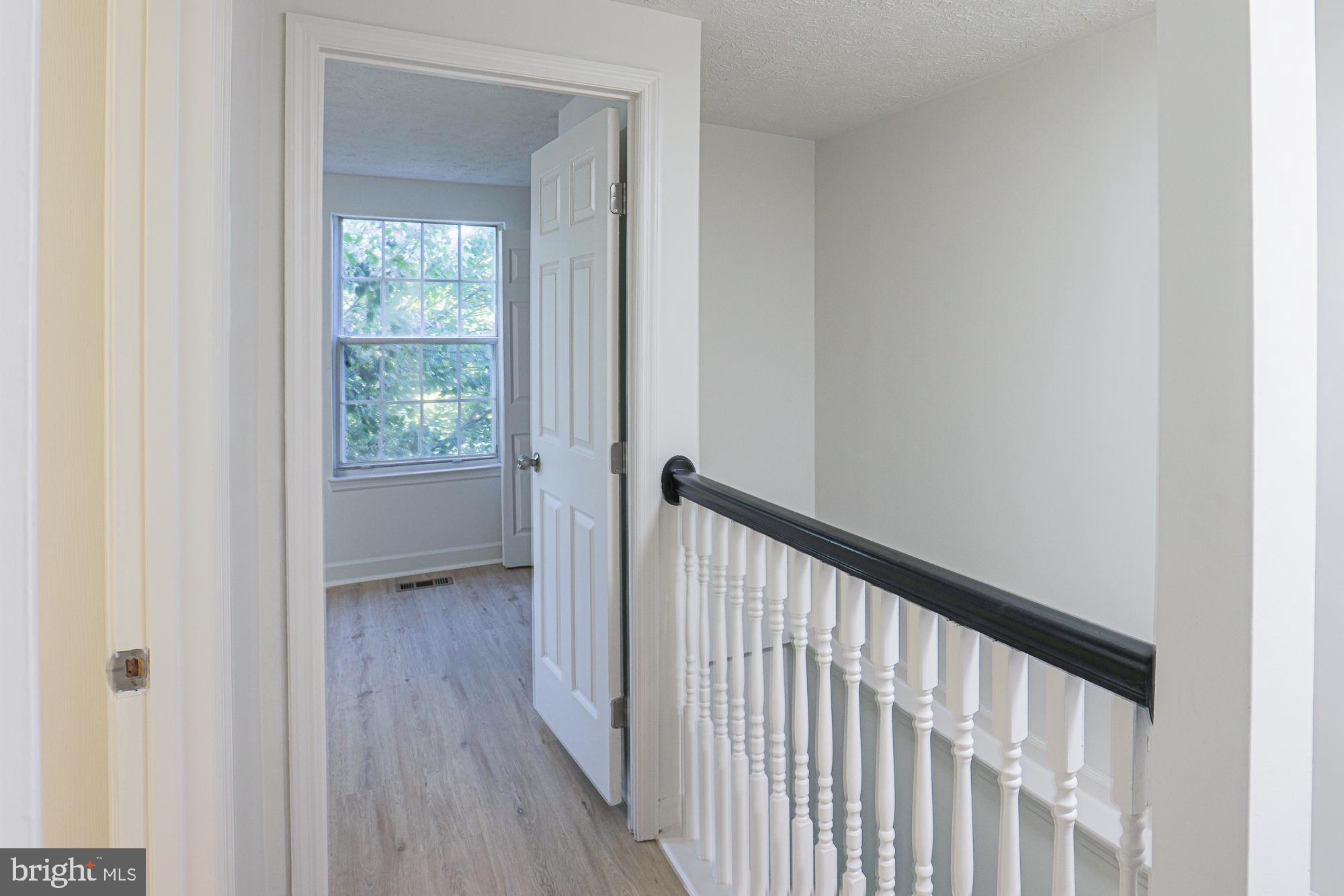 RIDGELYS CHOICE - Residential Lease