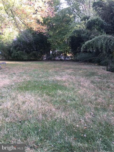 WESTBRIAR COUNTRY CLUB ESTATES - Residential