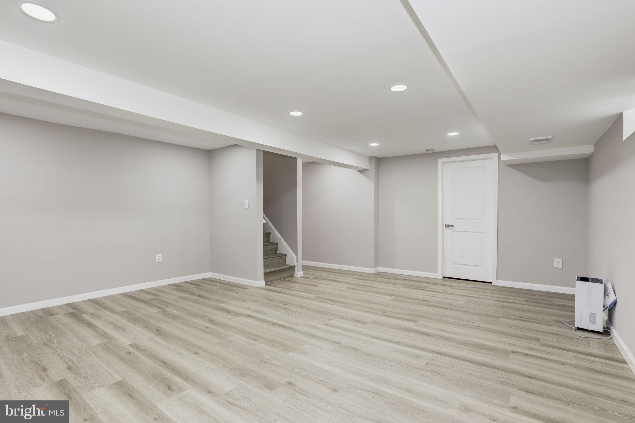 COLUMBIA PARK - Residential