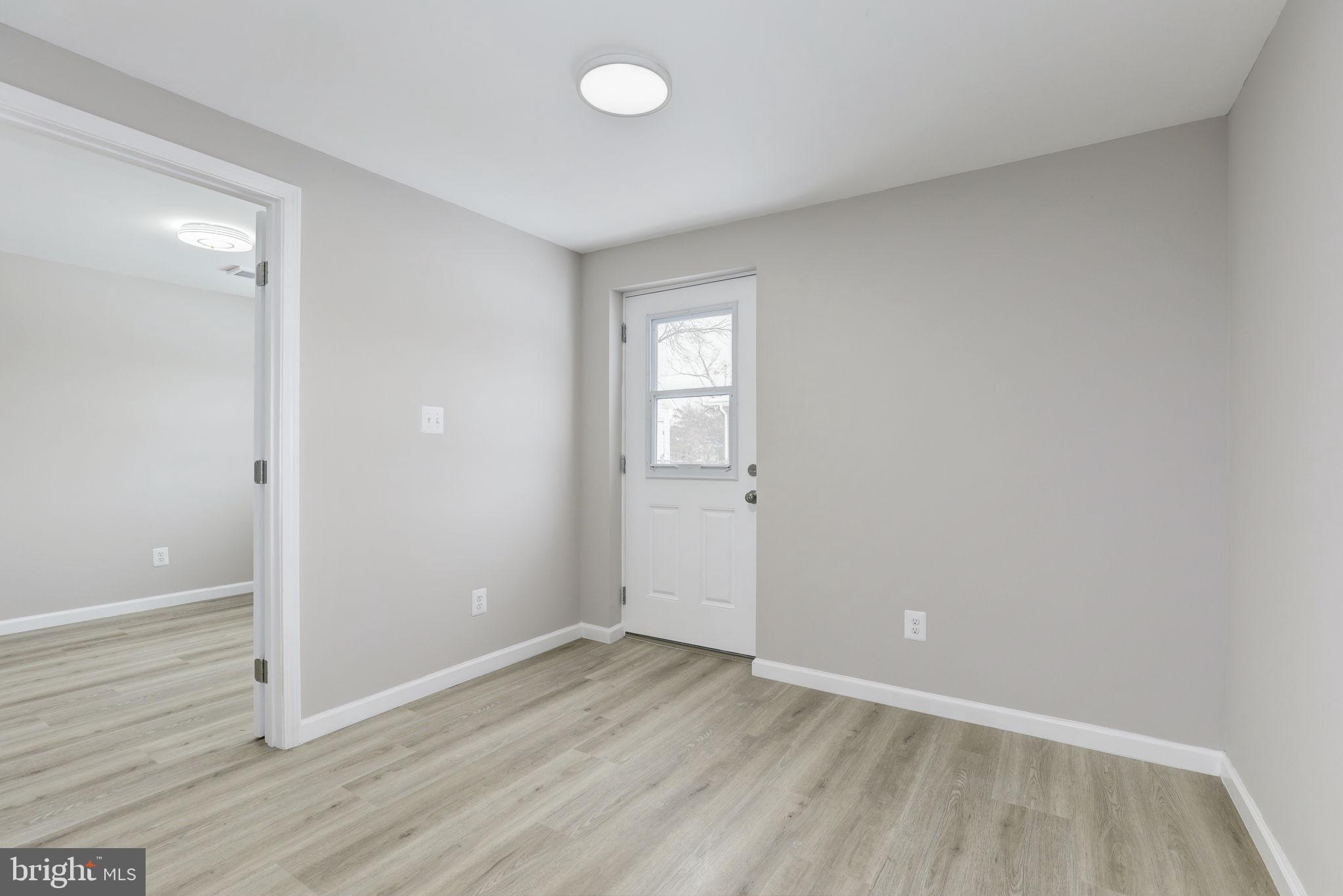 COLUMBIA PARK - Residential