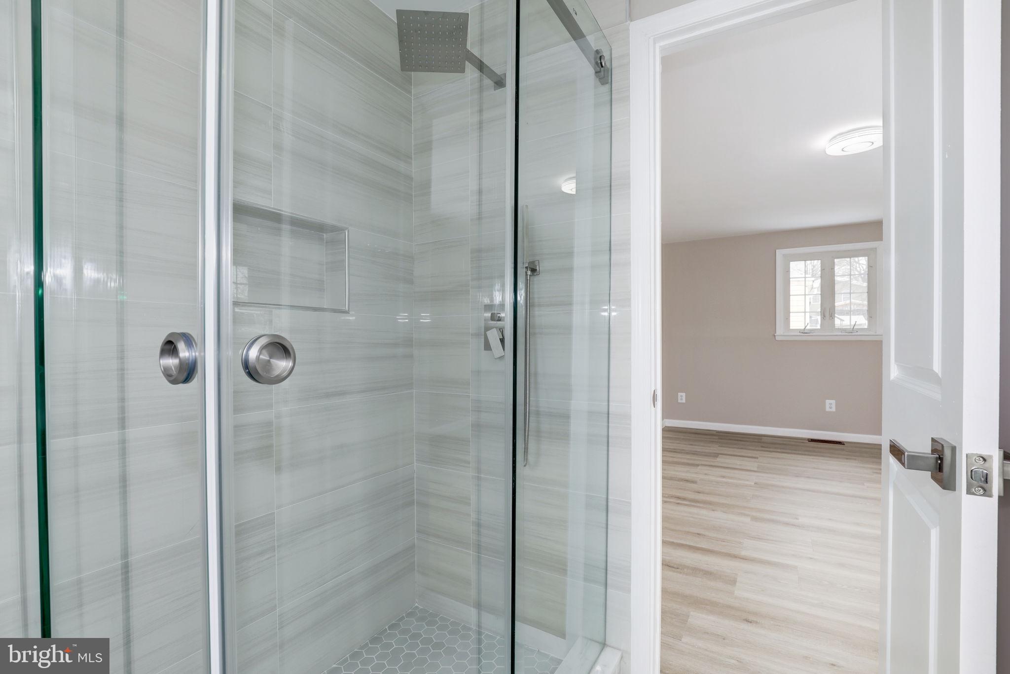 COLUMBIA PARK - Residential