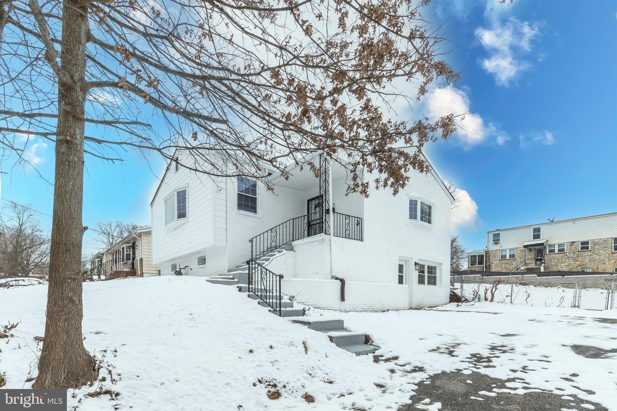 COLUMBIA PARK - Residential