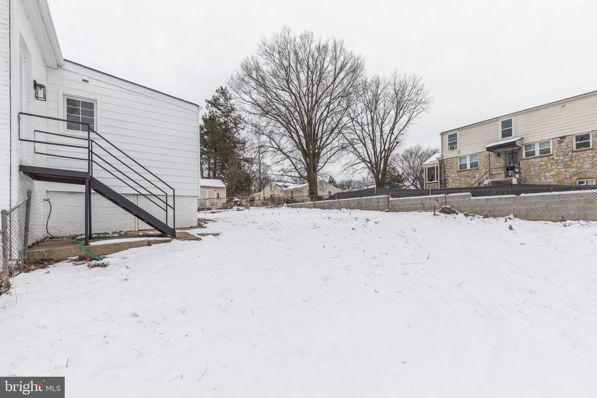 COLUMBIA PARK - Residential