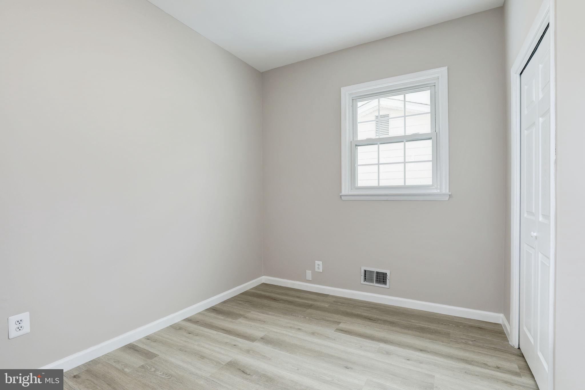 COLUMBIA PARK - Residential